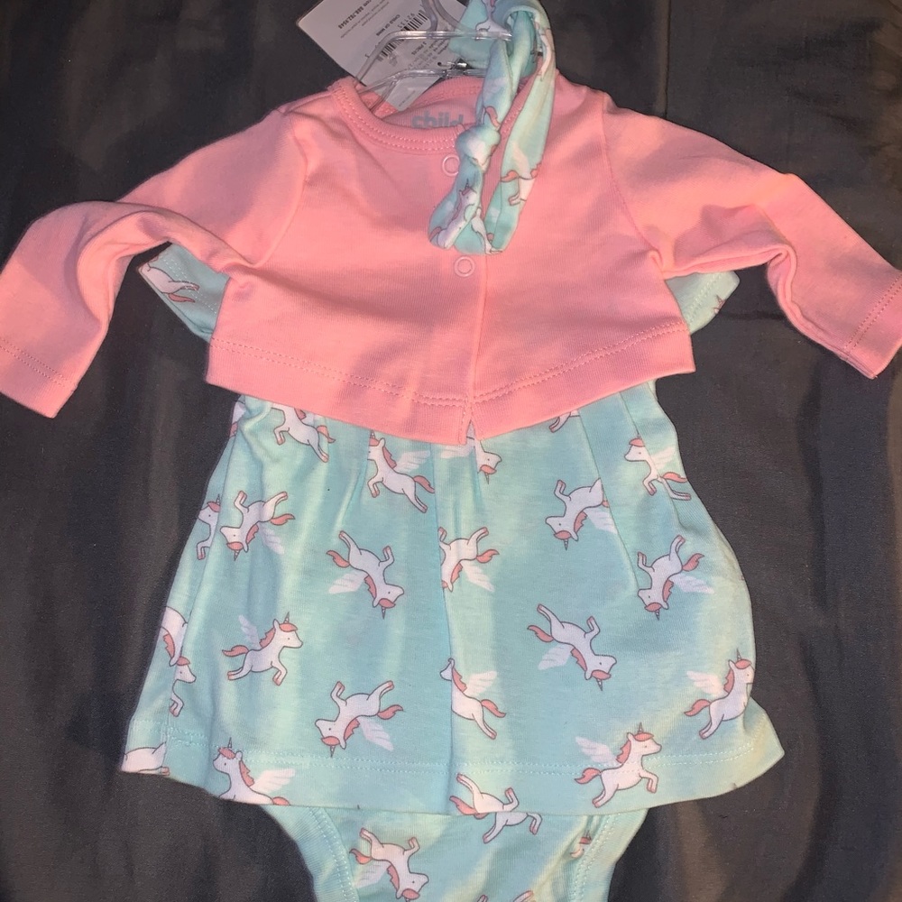 3 piece dress outfit with little unicorns.